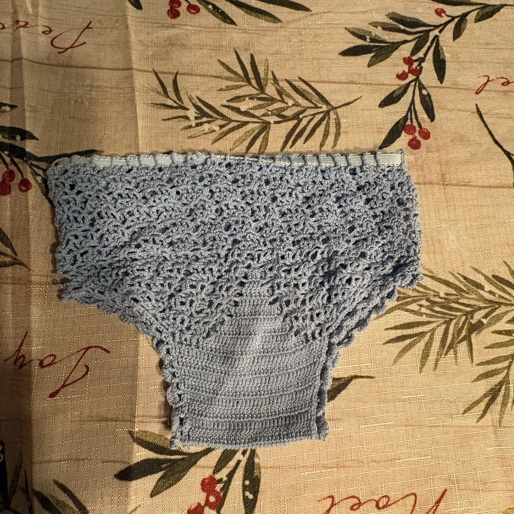 Vintage Handmade Crochet Baby Bloomers Set (Yellow, Red, Blue) + Red Booties - Picture 5 of 7